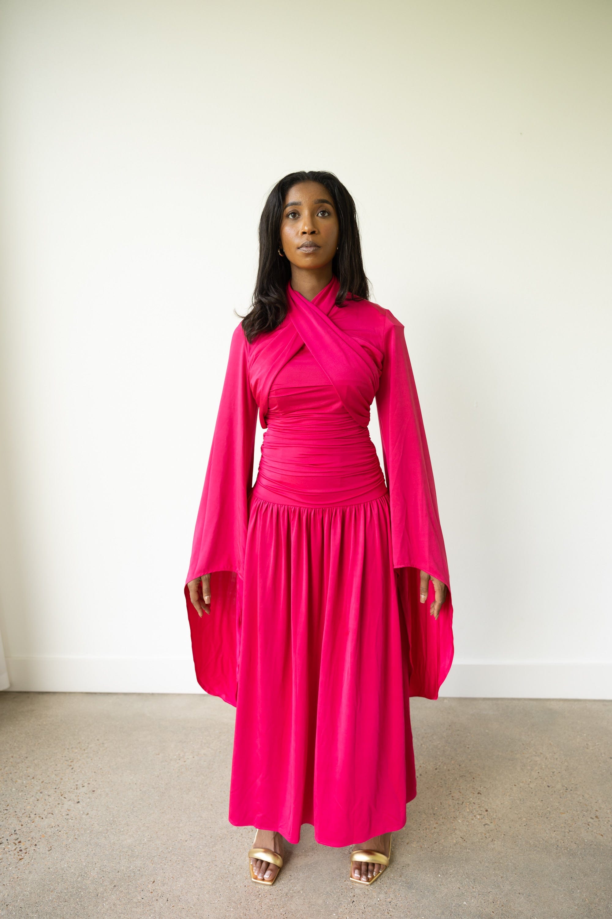 Mide Maxi Dress with Long Flowy Sleeves in Deep Pink 2XL / Deep Pink Mide Maxi Dress with Long Flowy Sleeves in Deep Pink 2XL / Deep Pink