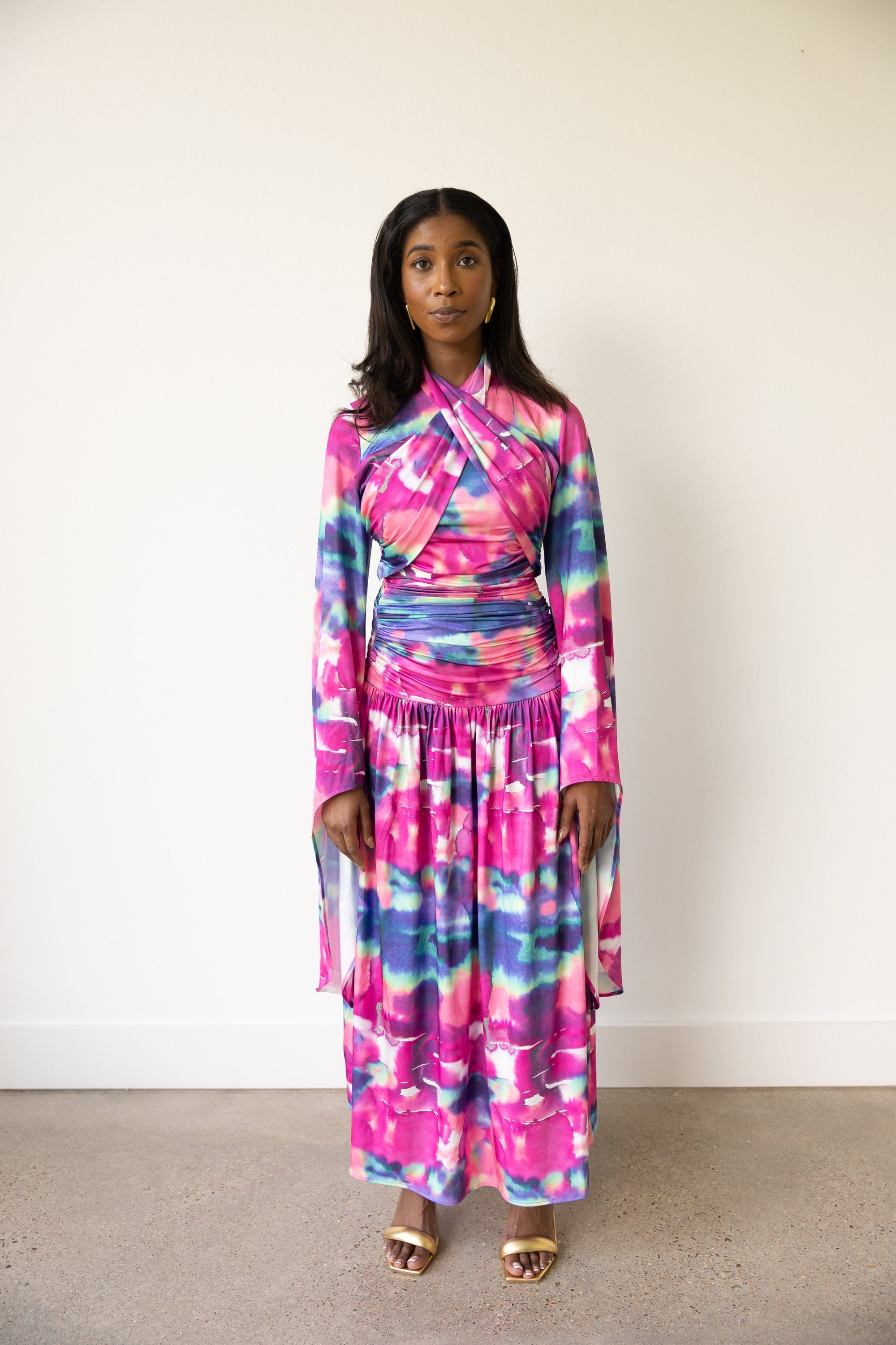 Mide Maxi Dress with Long Flowy Sleeves in Tie-Dye 3XL / Tie-Dye Mide Maxi Dress with Long Flowy Sleeves in Tie-Dye 3XL / Tie-Dye