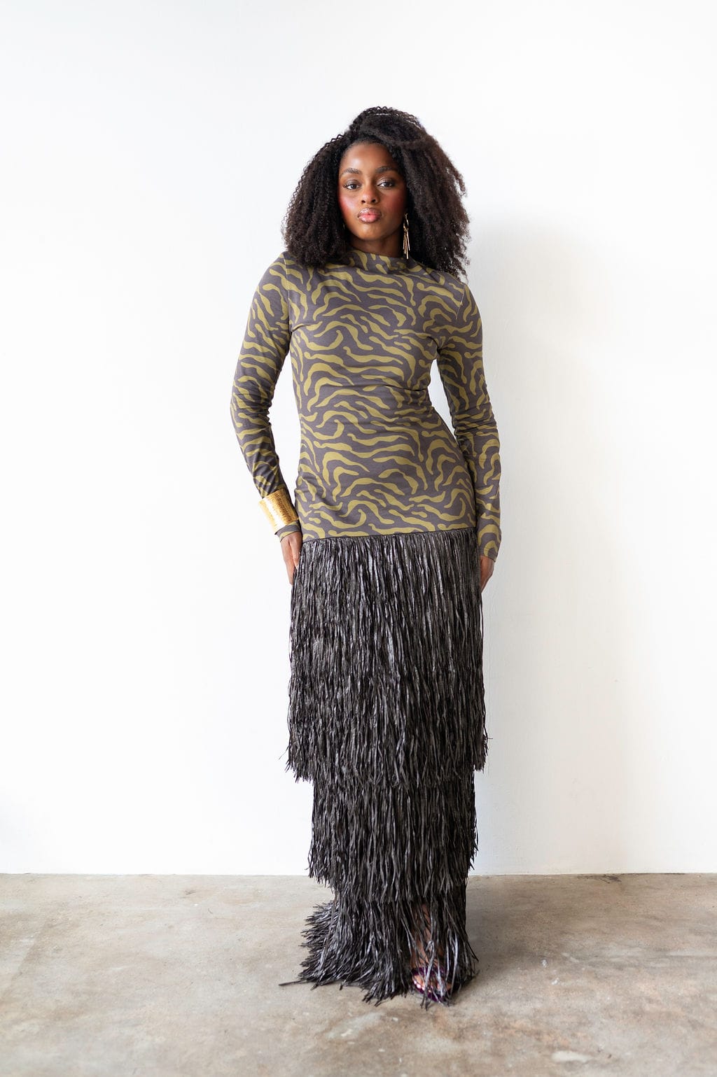 Tutu Long Sleeve Raffia Maxi Dress in Wara Print and Deep Brown XS