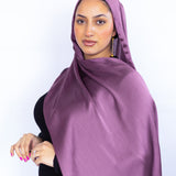 Crinkle Satin Scarf in Amethyst