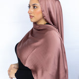 Crinkle Satin Scarf in Cinnamon