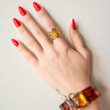 Wu Tiger Stone Gold Ring Brown