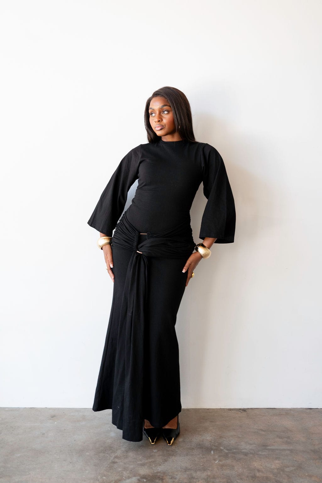 The Perfect Elevated T-Shirt Dress in Black M The Perfect Elevated T-Shirt Dress in Black M